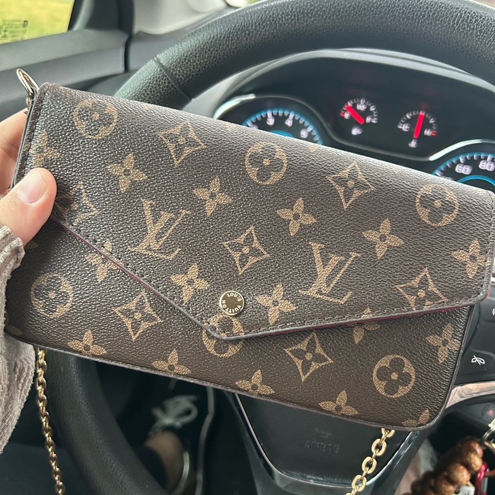 Wallet size handbag